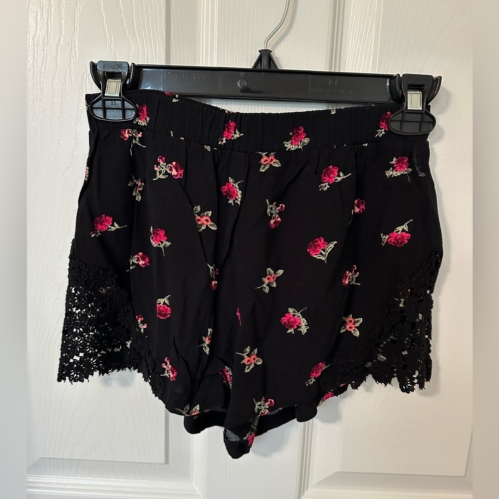 Forever 21 Black Floral Shorts